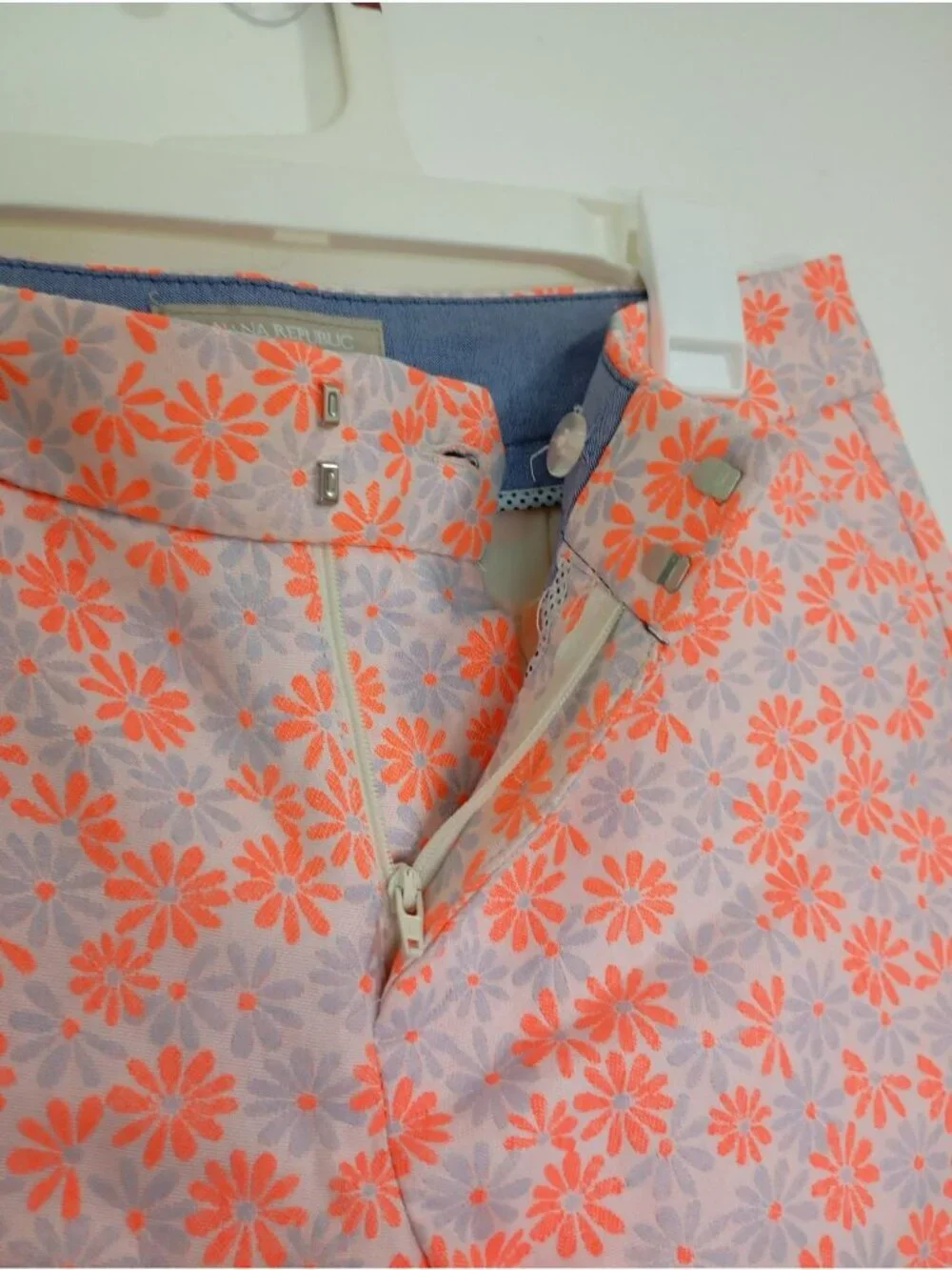 Banana Republic Women’s Floral Print Hampton Fit Shorts Size 0